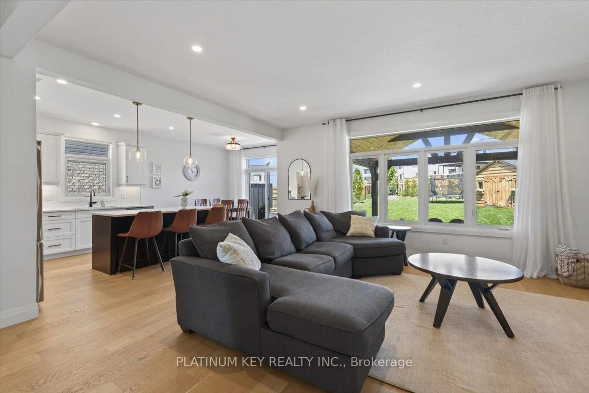Photo 12 of 136 Daventry Way, Middlesex Centre, Kilworth — HOMEH