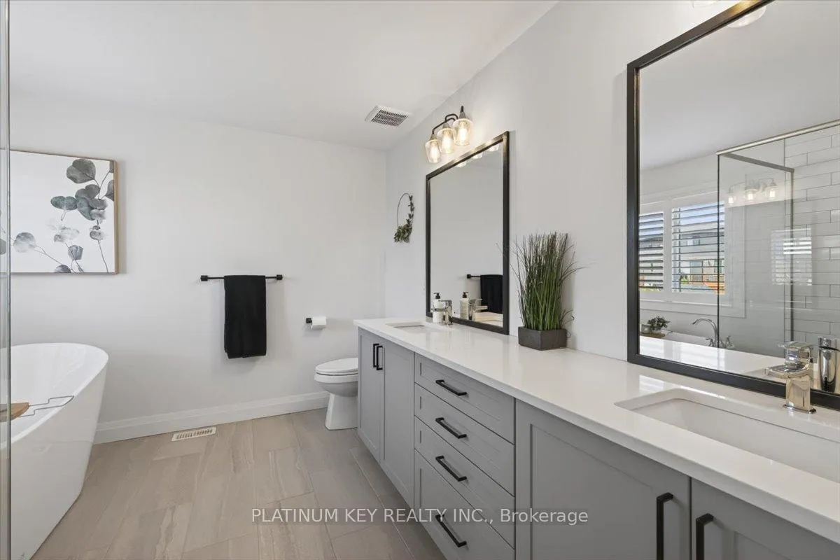 Photo 19 of 136 Daventry Way, Middlesex Centre, Kilworth — HOMEH