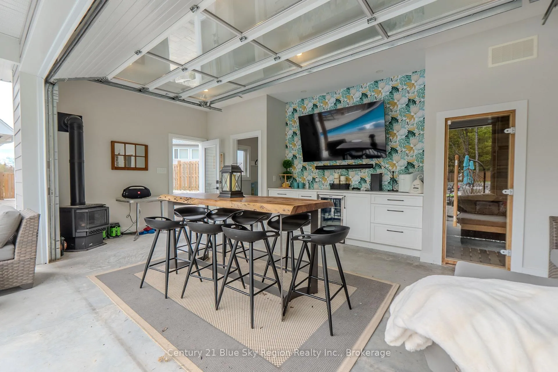 Photo 14 of 54 Grey Stone Avenue, North Bay, Airport — HOMEH
