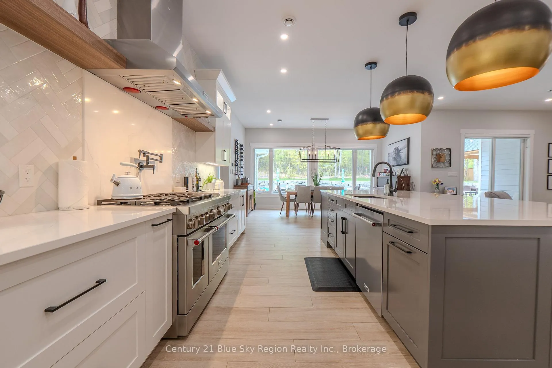 Photo 23 of 54 Grey Stone Avenue, North Bay, Airport — HOMEH