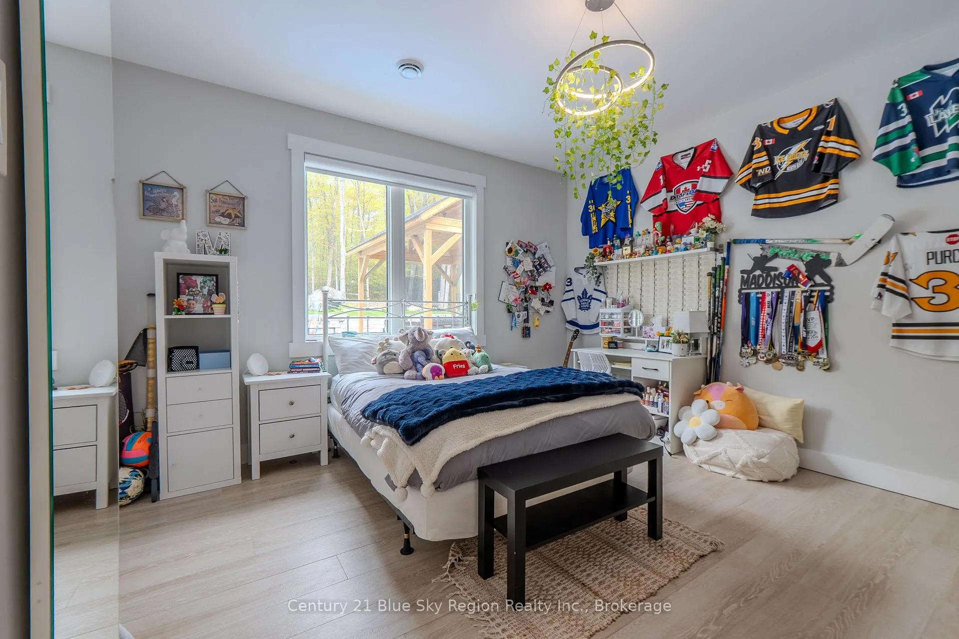 Photo 41 of 54 Grey Stone Avenue, North Bay, Airport — HOMEH