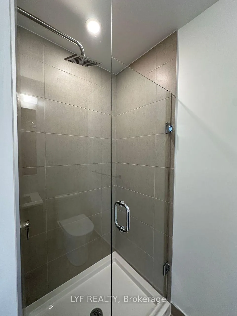 Photo 11 of Unit 2802, 55 Mercer Street, Toronto, Waterfront Communities — HOMEH