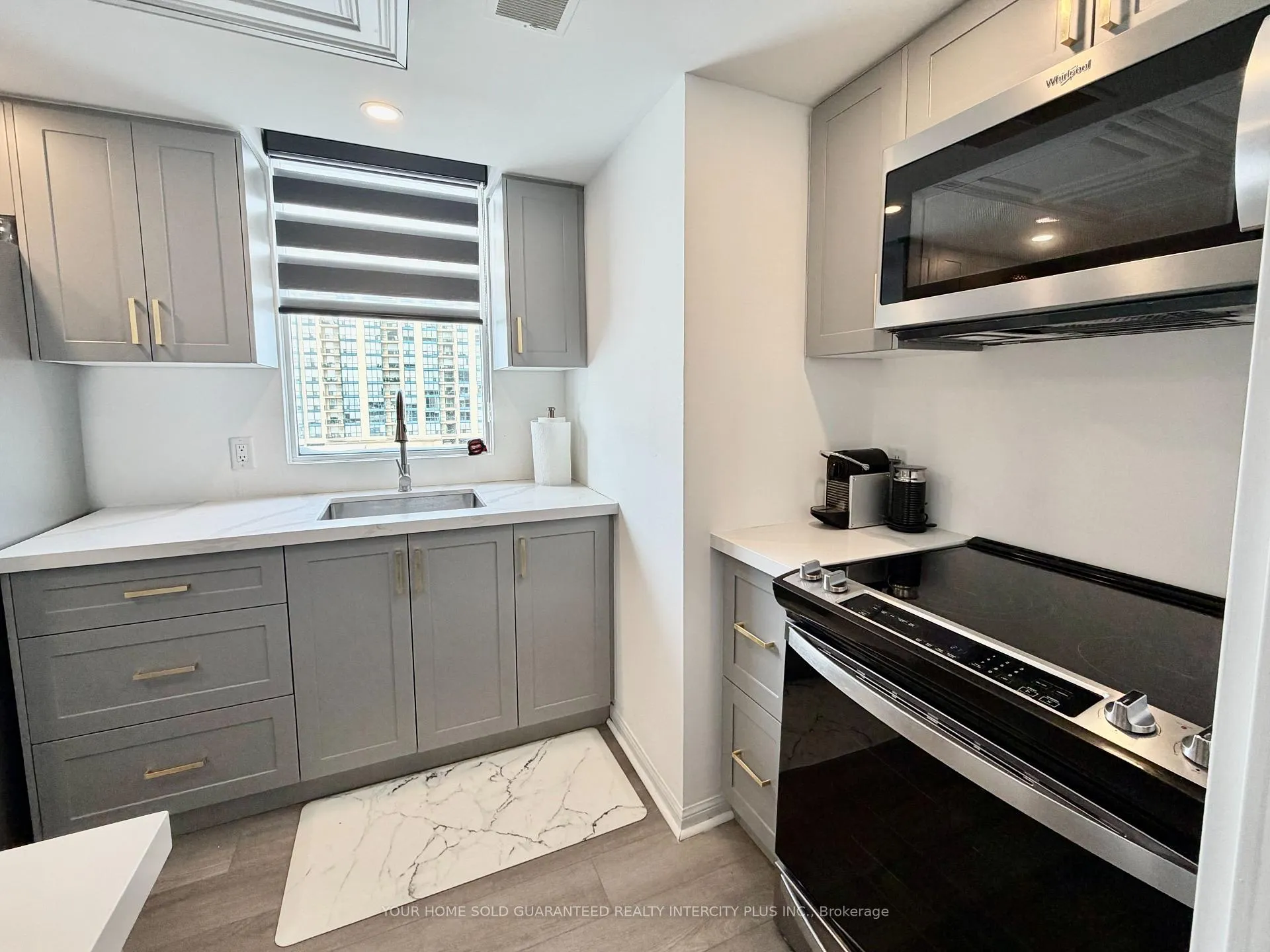 Photo 8 of Unit 704, 75 Ellen Street, Barrie, City Centre — HOMEH