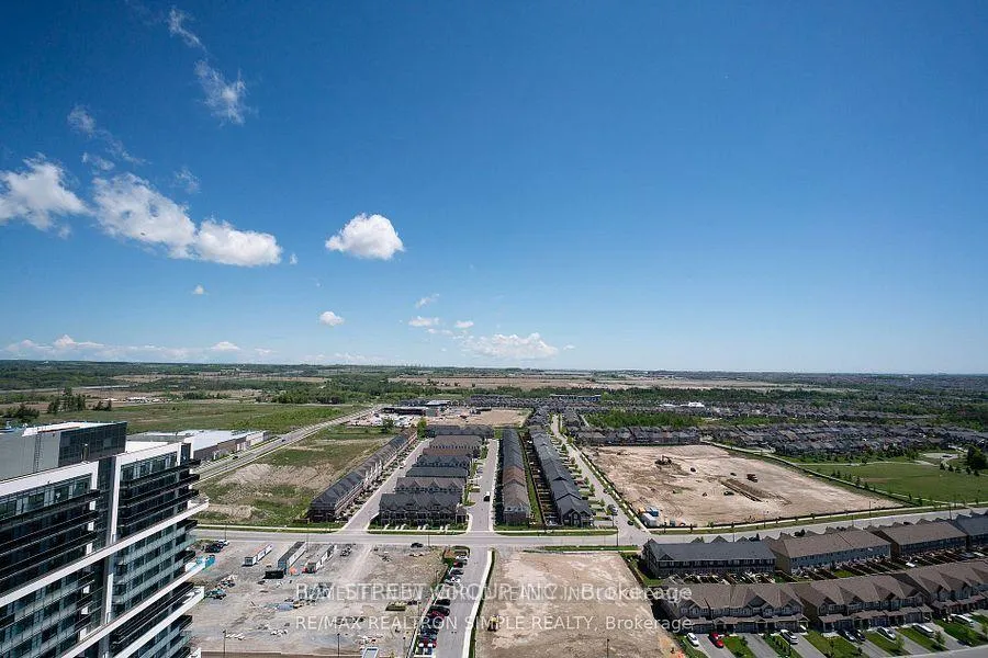 Photo 19 of Unit 2515, 2545 Simcoe Street N, Oshawa, Windfields — HOMEH