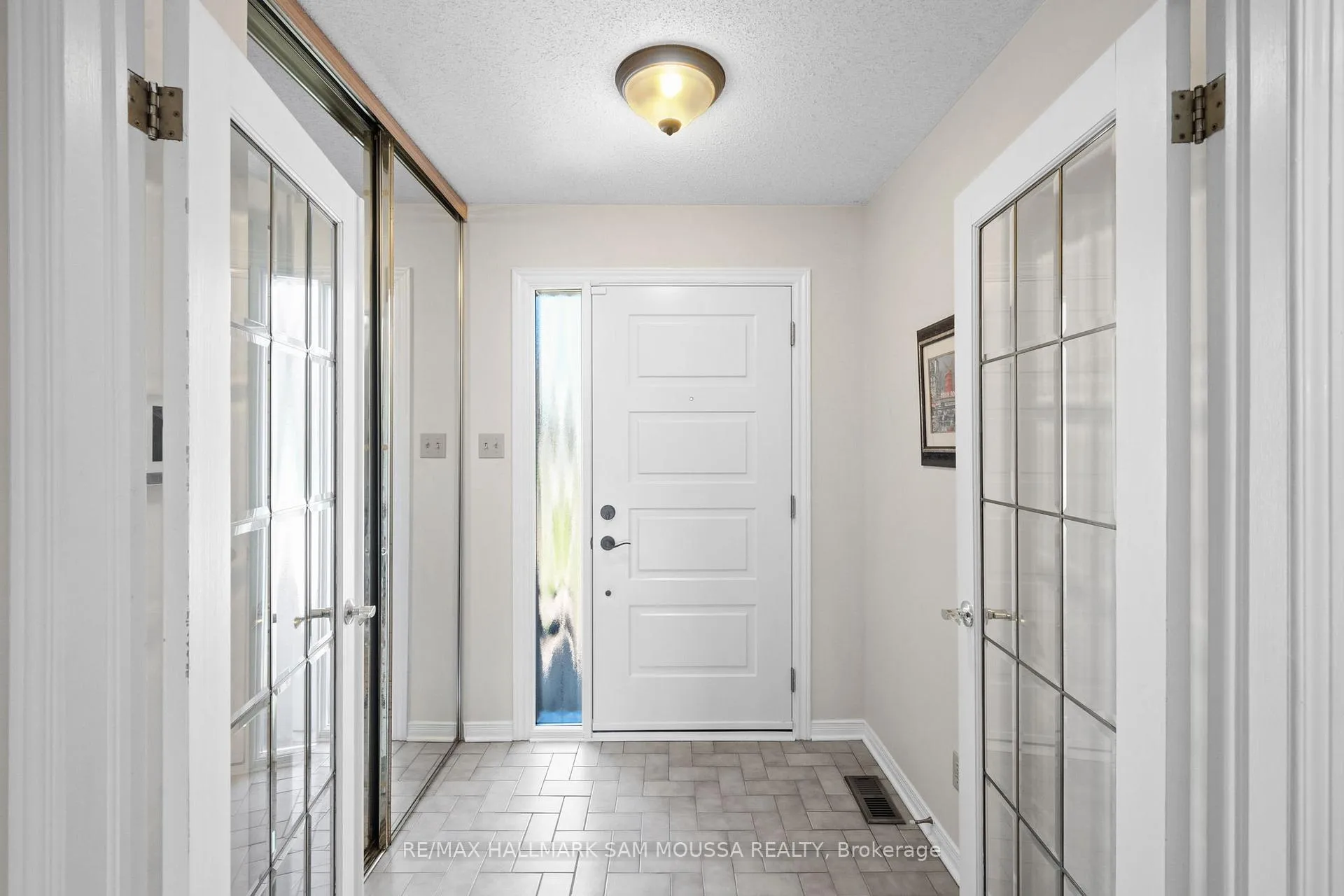 Photo 5 of 1 Willow Glen Drive, Ottawa, Kanata - Bridlewood — HOMEH