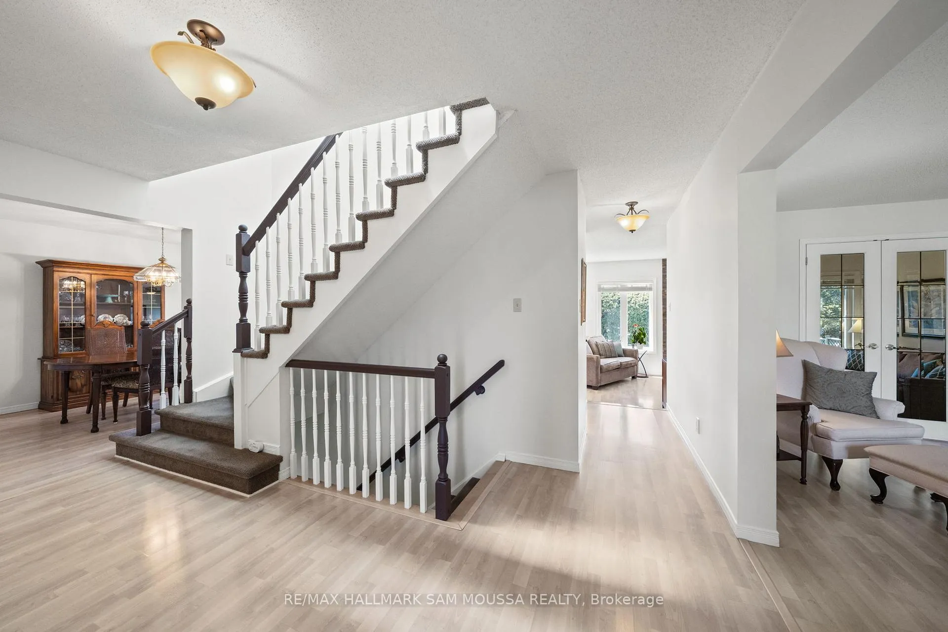 Photo 6 of 1 Willow Glen Drive, Ottawa, Kanata - Bridlewood — HOMEH