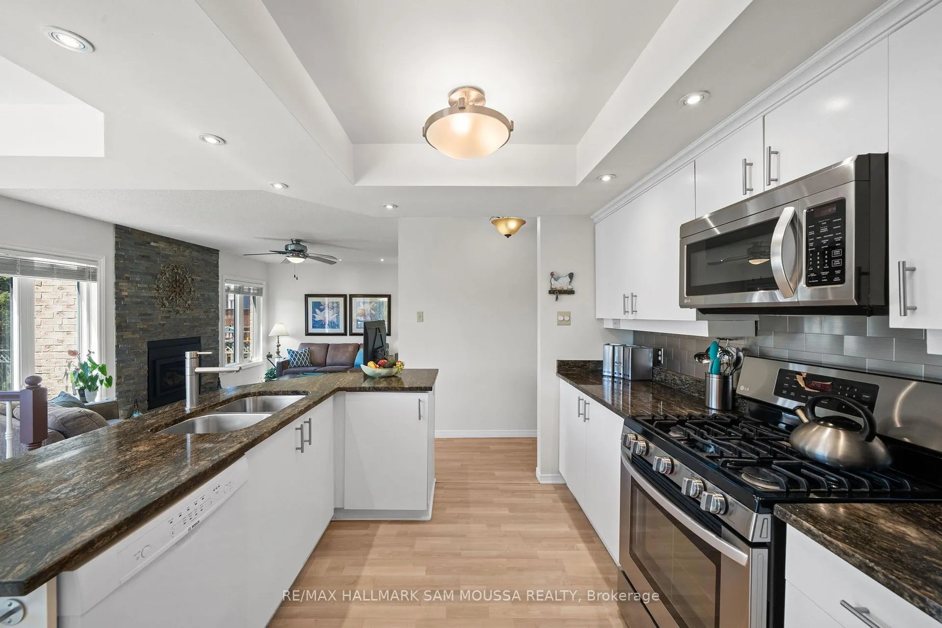 Photo 11 of 1 Willow Glen Drive, Ottawa, Kanata - Bridlewood — HOMEH
