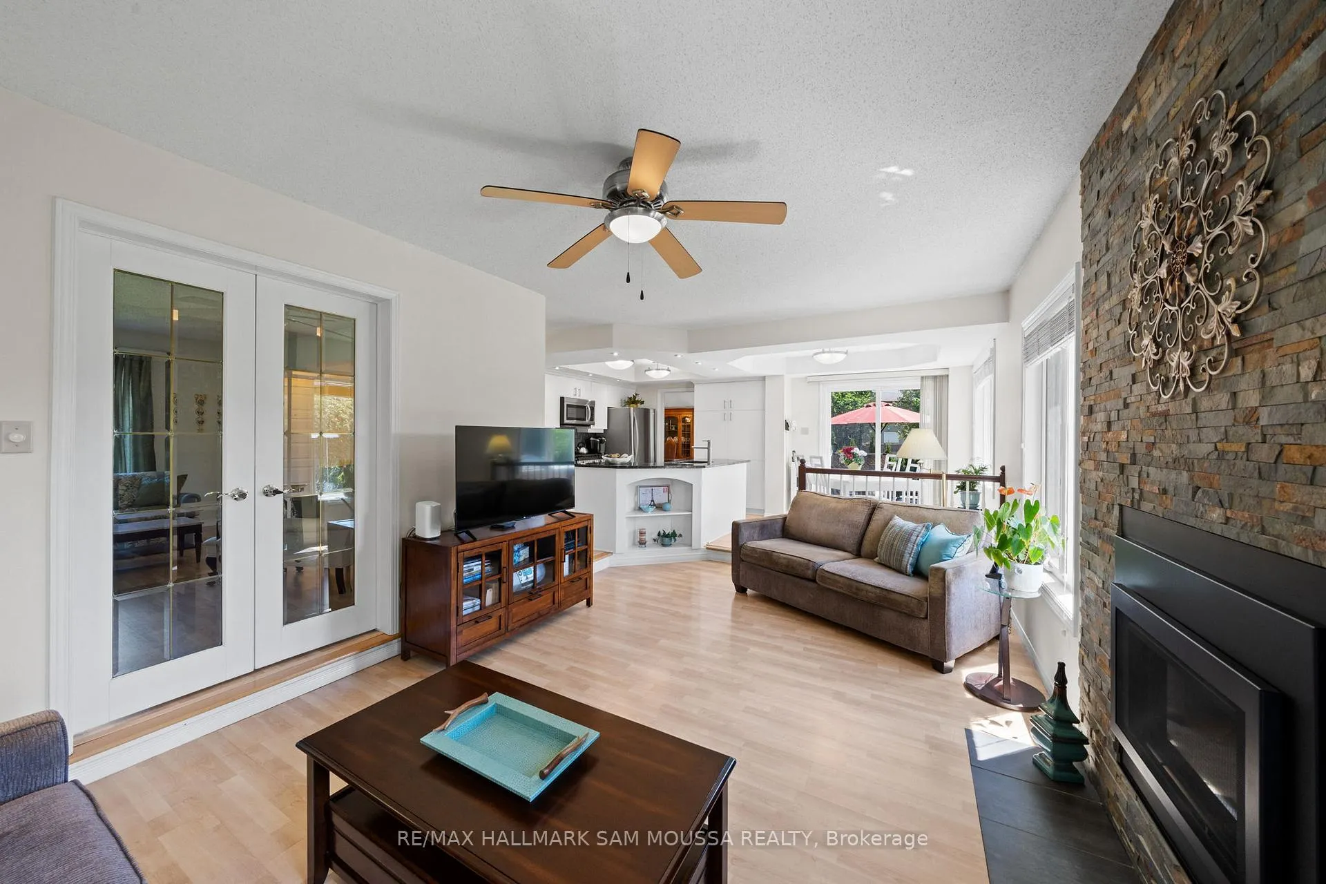 Photo 14 of 1 Willow Glen Drive, Ottawa, Kanata - Bridlewood — HOMEH