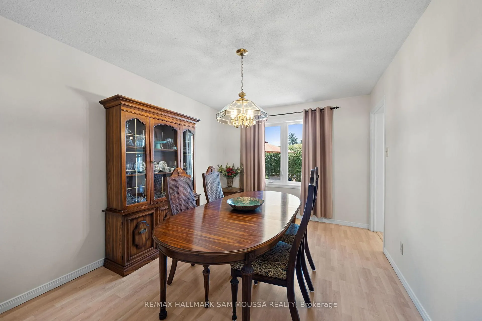 Photo 17 of 1 Willow Glen Drive, Ottawa, Kanata - Bridlewood — HOMEH
