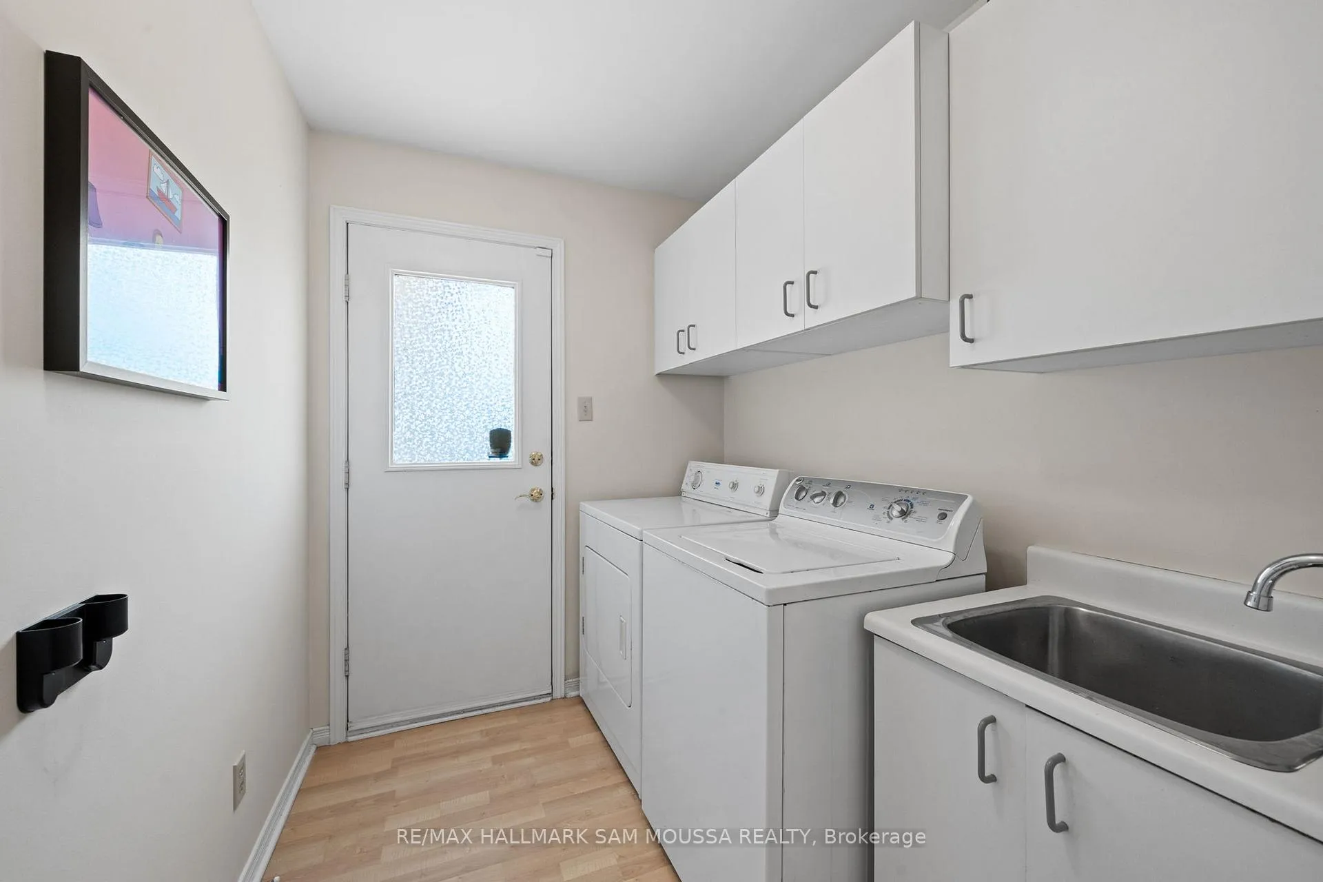 Photo 19 of 1 Willow Glen Drive, Ottawa, Kanata - Bridlewood — HOMEH