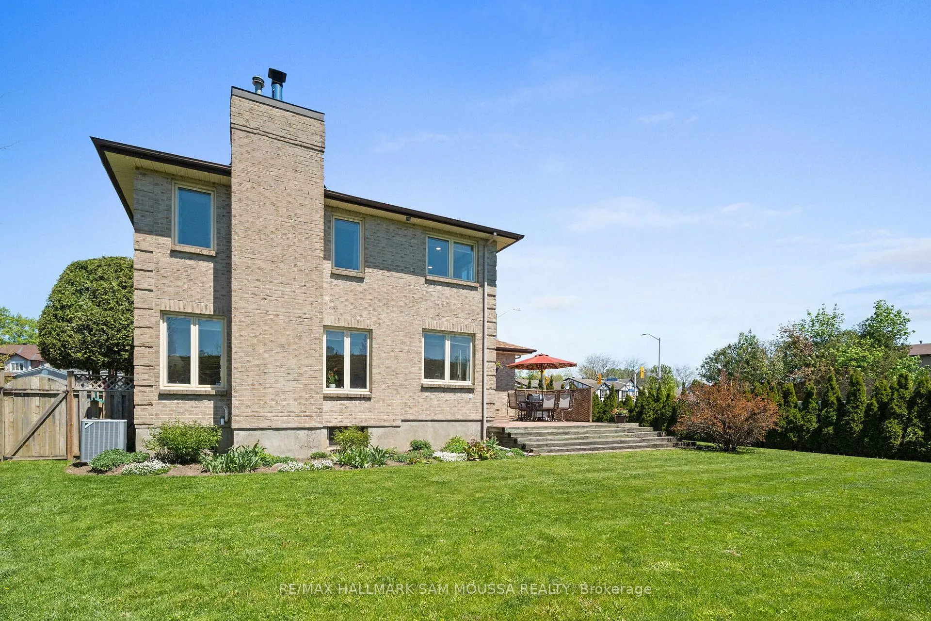 Photo 34 of 1 Willow Glen Drive, Ottawa, Kanata - Bridlewood — HOMEH