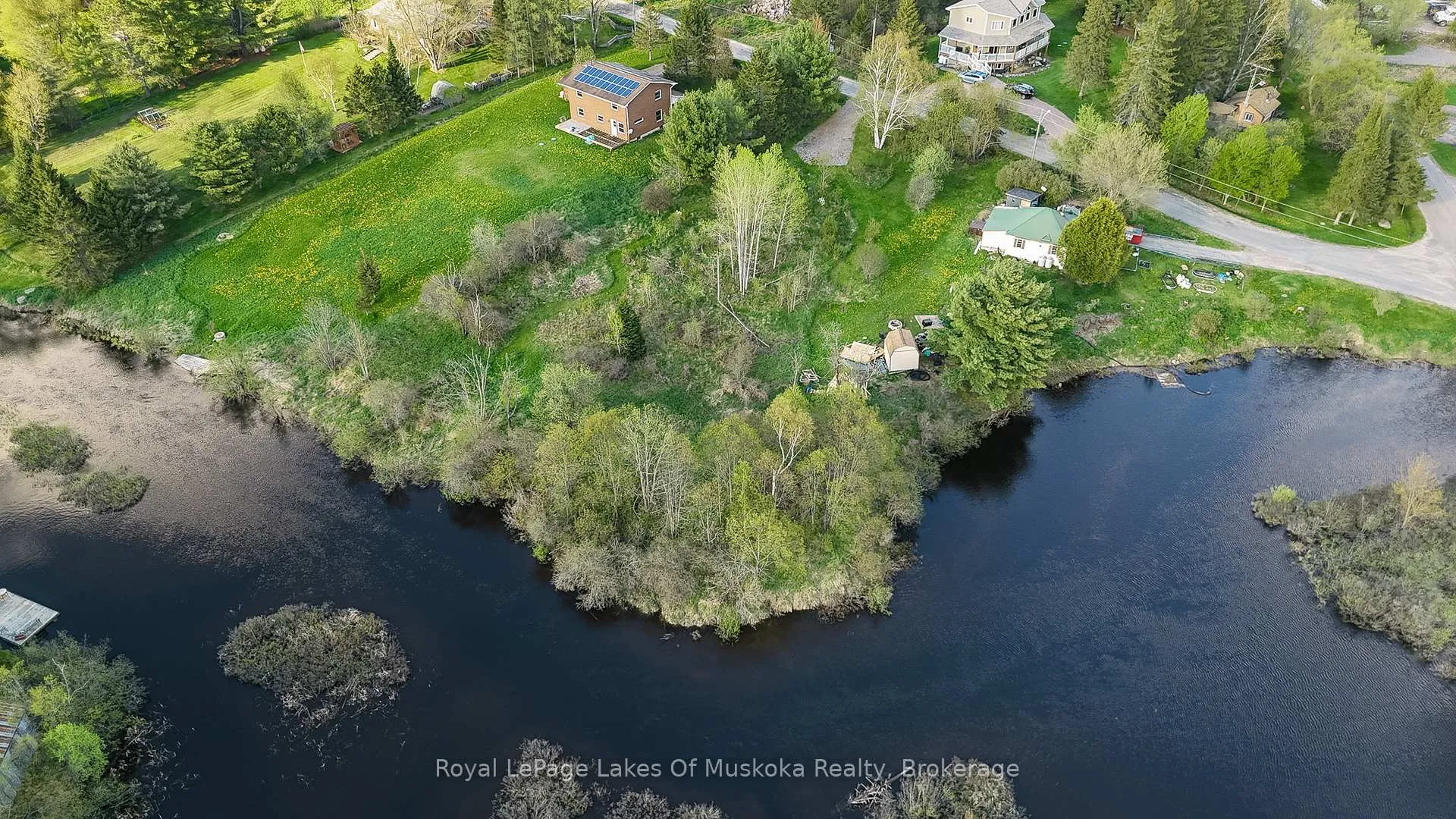 Photo 8 of 14 George Street, Magnetawan — HOMEH