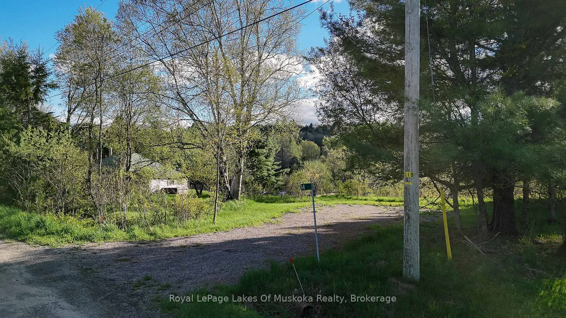 Photo 11 of 14 George Street, Magnetawan — HOMEH