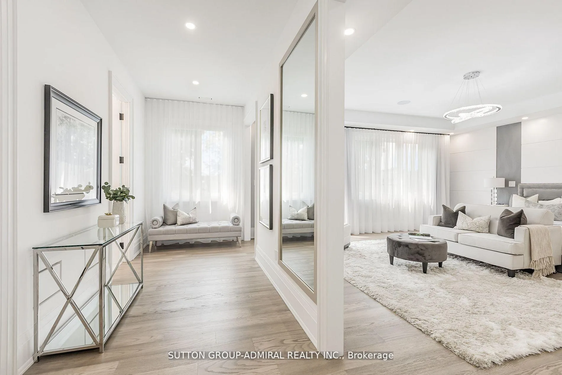 Photo 15 of 125 Regina Avenue, Toronto, Englemount-Lawrence — HOMEH