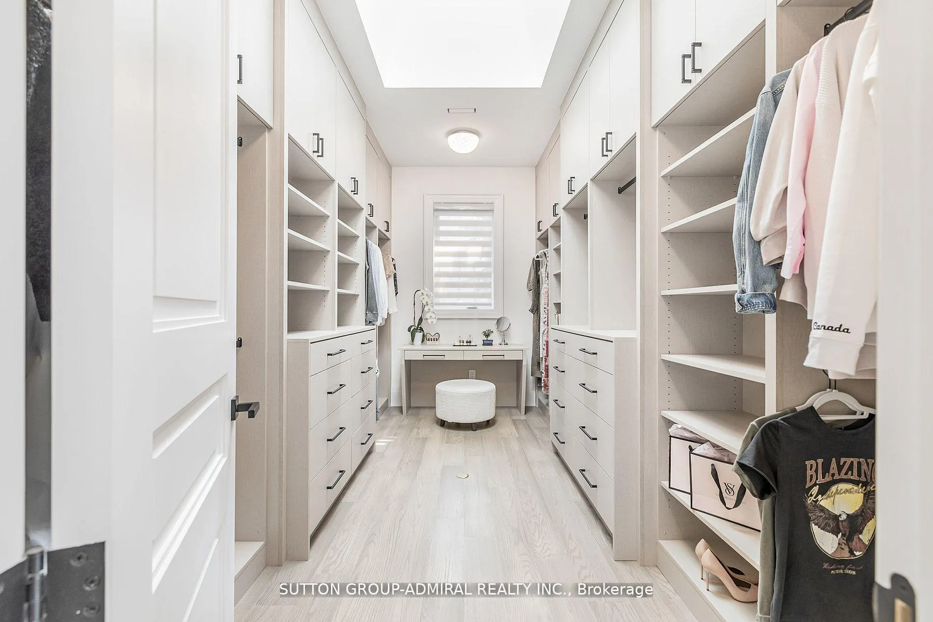 Photo 17 of 125 Regina Avenue, Toronto, Englemount-Lawrence — HOMEH