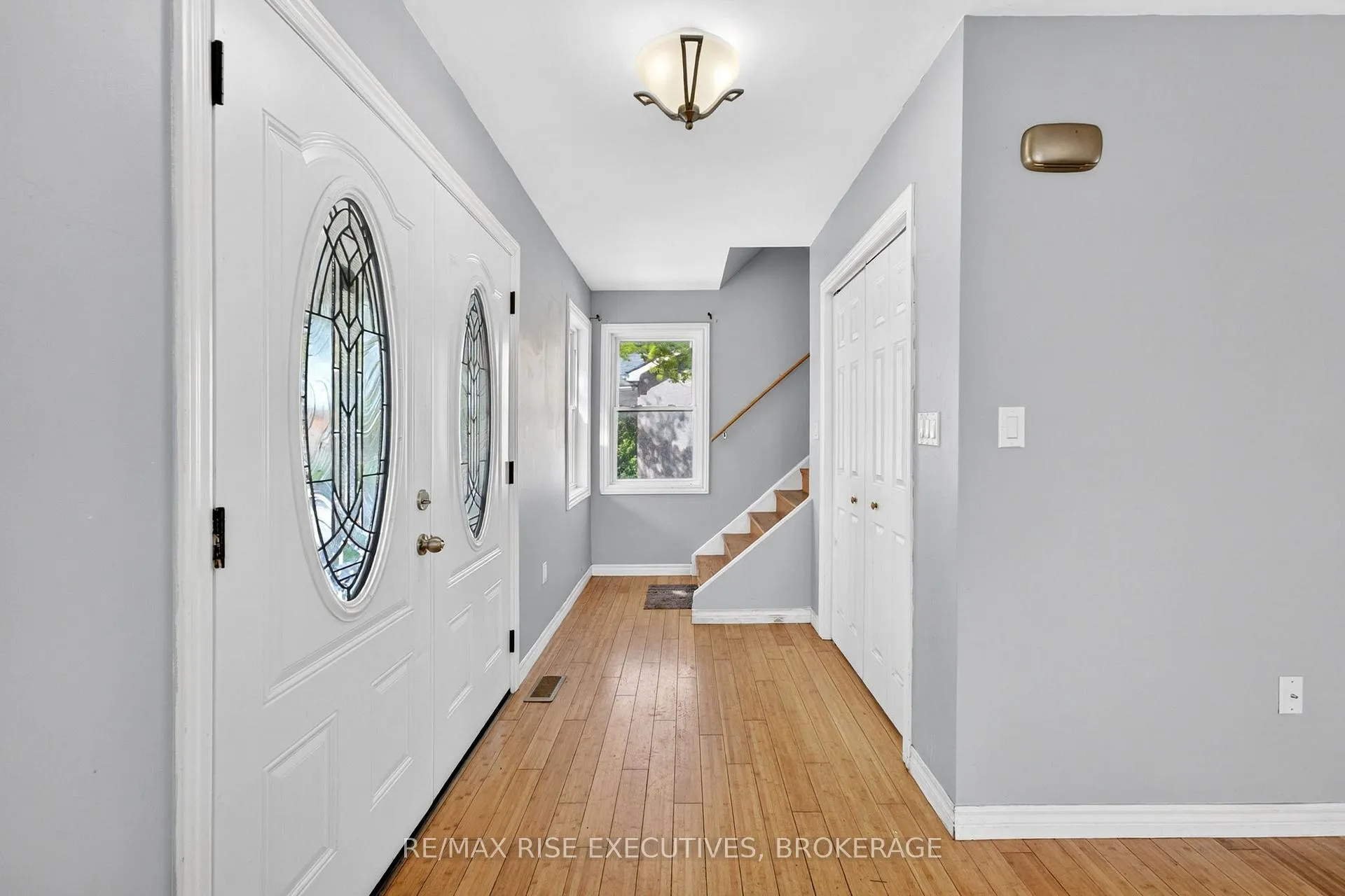 Photo 4 of 29 Seventh Avenue, Kingston, East of Sir John A. Blvd — HOMEH
