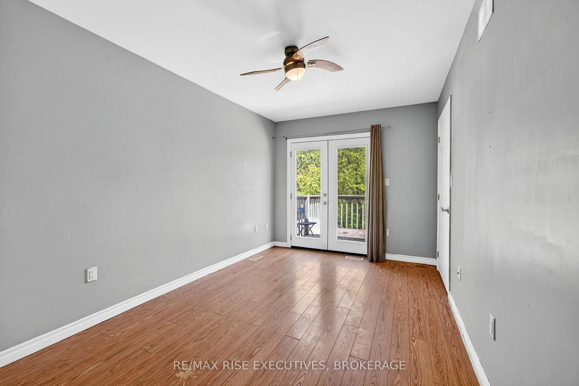 Photo 22 of 29 Seventh Avenue, Kingston, East of Sir John A. Blvd — HOMEH