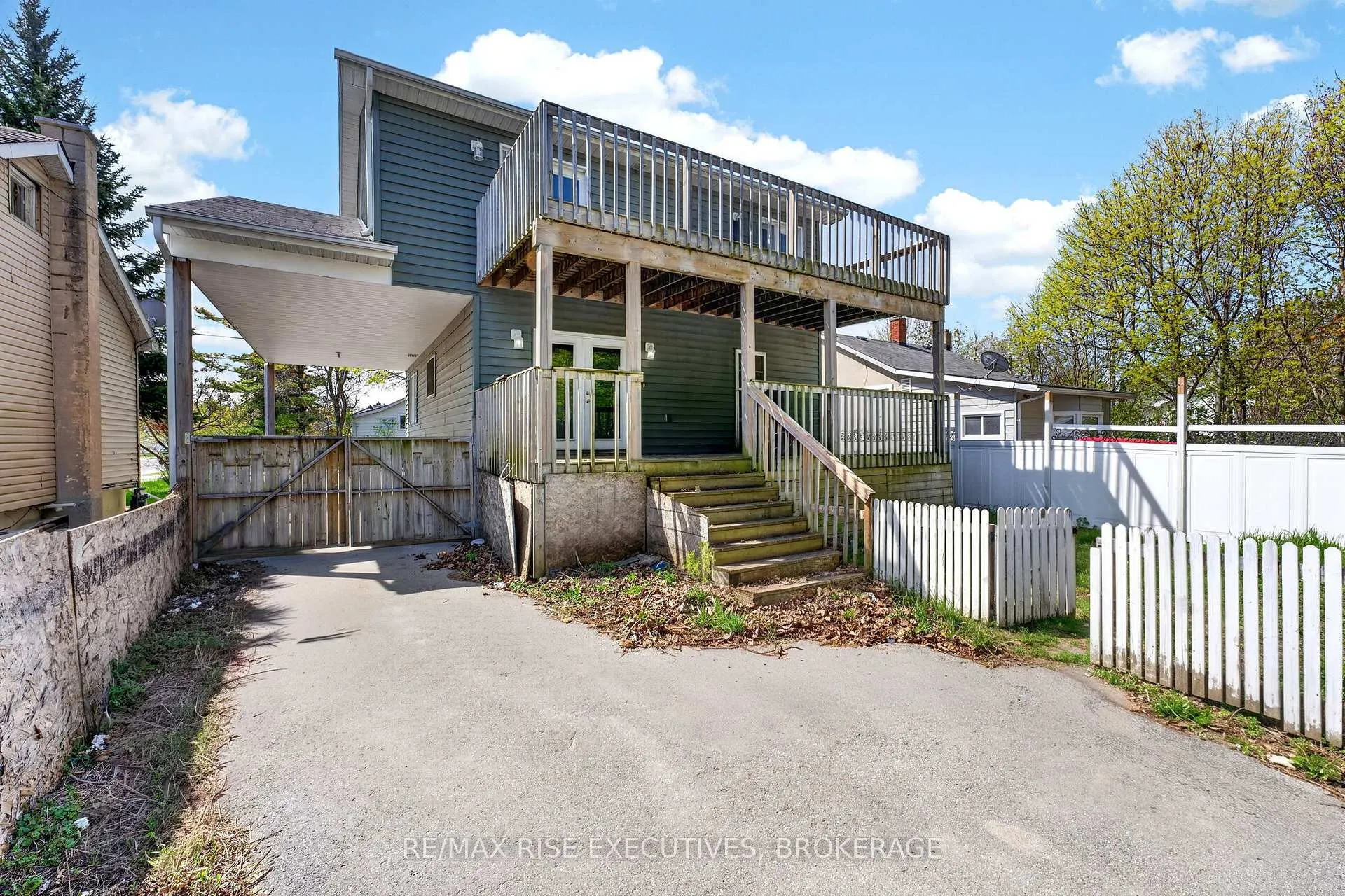 Photo 38 of 29 Seventh Avenue, Kingston, East of Sir John A. Blvd — HOMEH