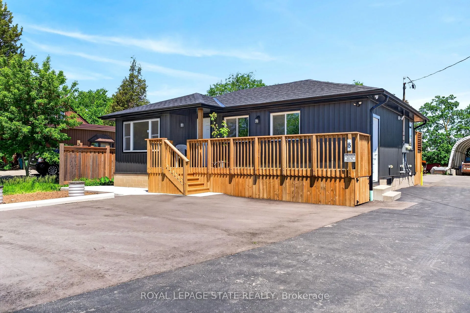 Photo 1 of Unit Upper, 8 Cornell Avenue, Hamilton, Stoney Creek Industrial — HOMEH