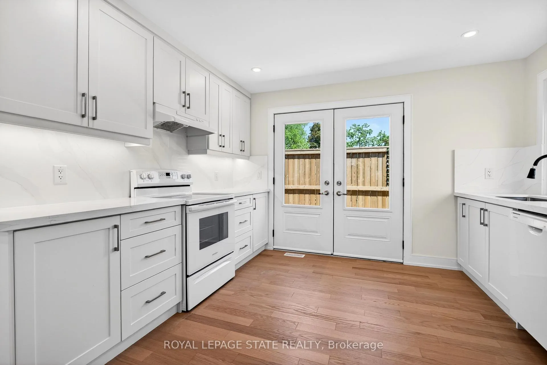 Photo 19 of Unit Upper, 8 Cornell Avenue, Hamilton, Stoney Creek Industrial — HOMEH