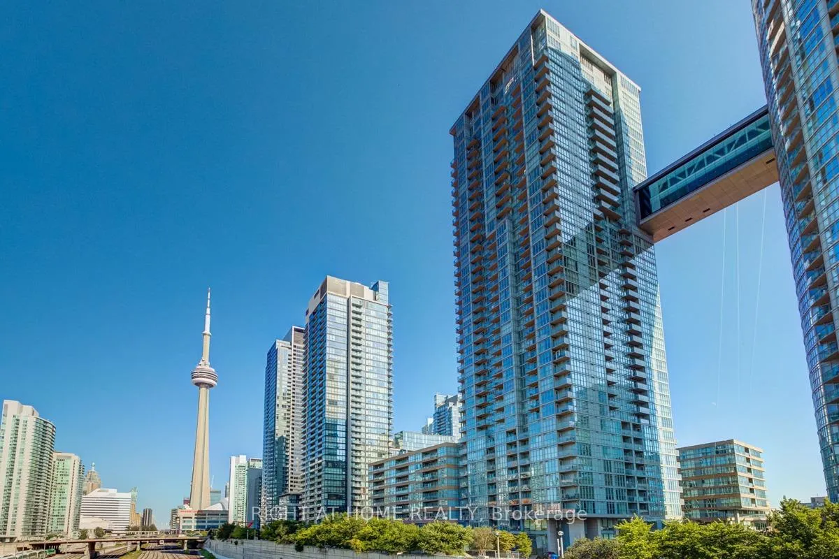 Front of Unit 3303, 15 Iceboat Terrace