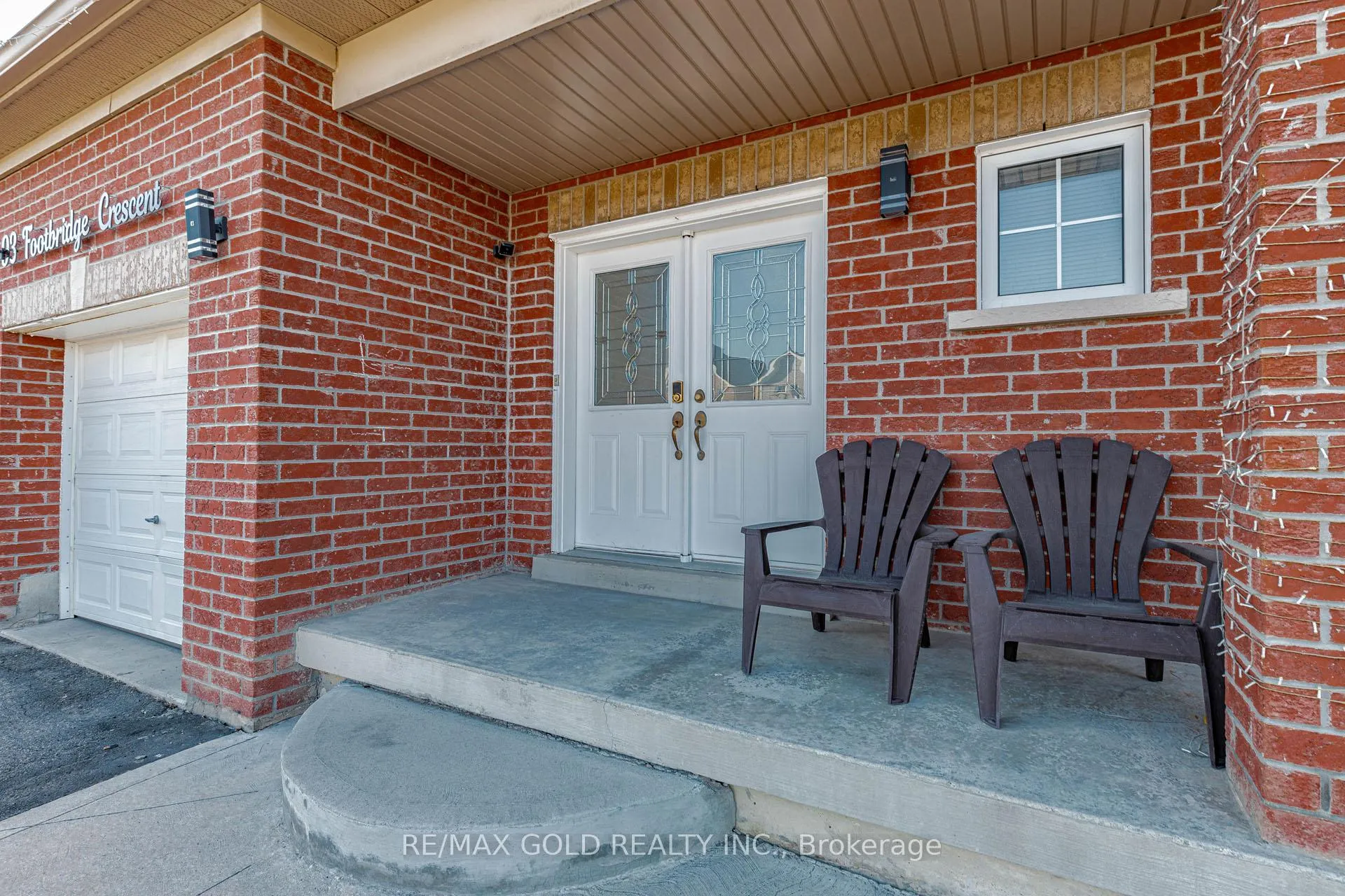 Photo 2 of Unit Upper Level only, 93 Footbridge Crescent, Brampton, Sandringham-Wellington — HOMEH