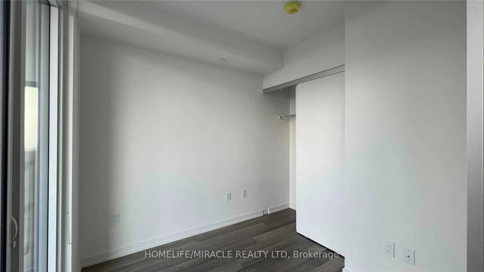 Photo 6 of Unit 1005, 50 Power Street, Toronto, Moss Park — HOMEH
