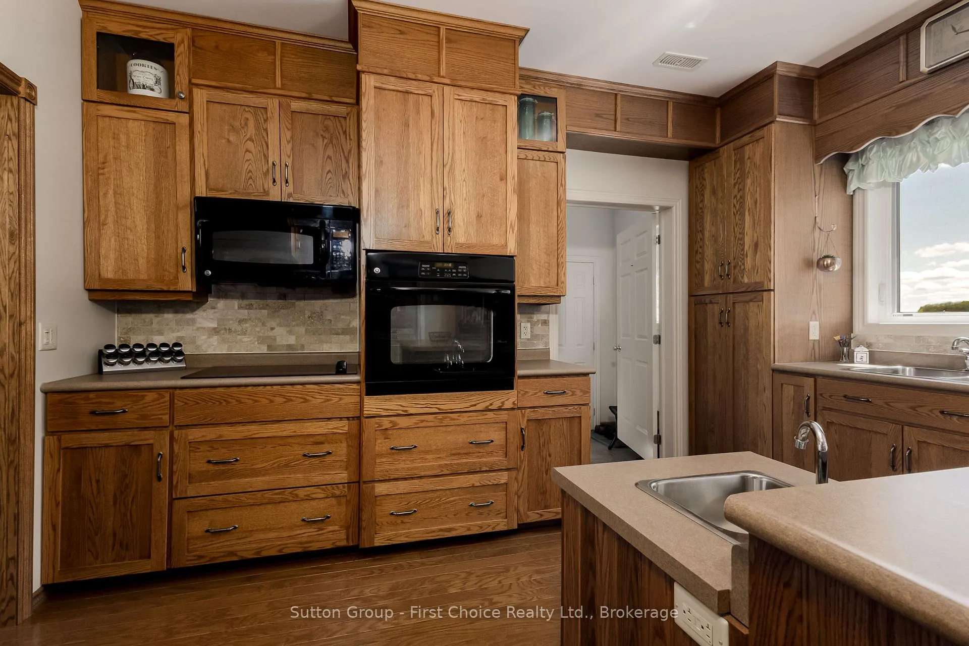 Photo 15 of 4957 Perth Road 119, Perth East, North Easthope — HOMEH