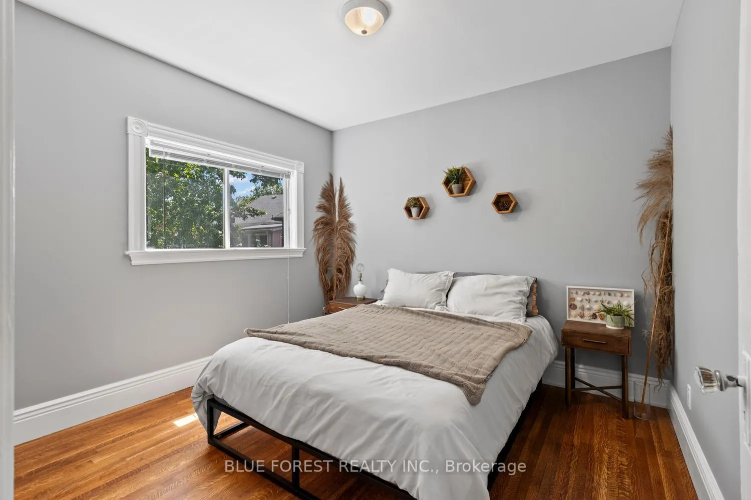 Photo 21 of 46 Gladstone Avenue, St. Thomas — HOMEH