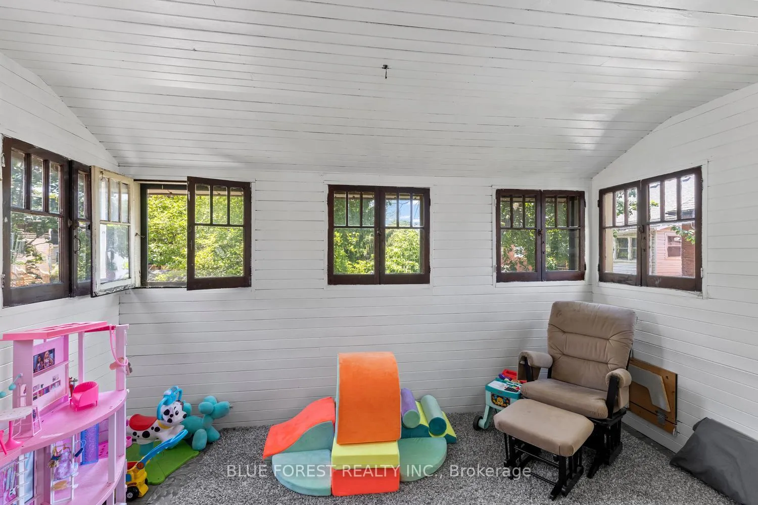 Photo 25 of 46 Gladstone Avenue, St. Thomas — HOMEH