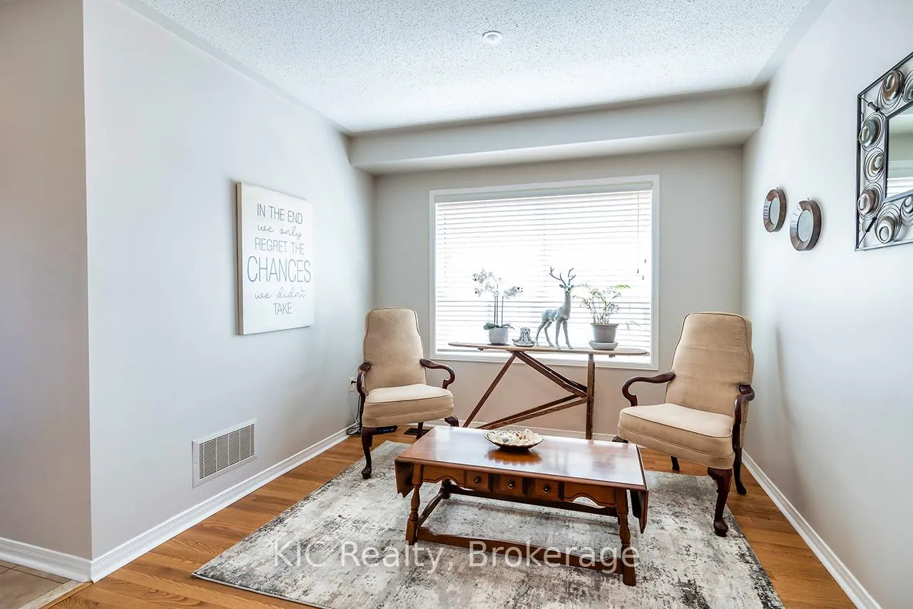 Photo 7 of 40 Puttingedge Drive, Whitby, Rolling Acres — HOMEH