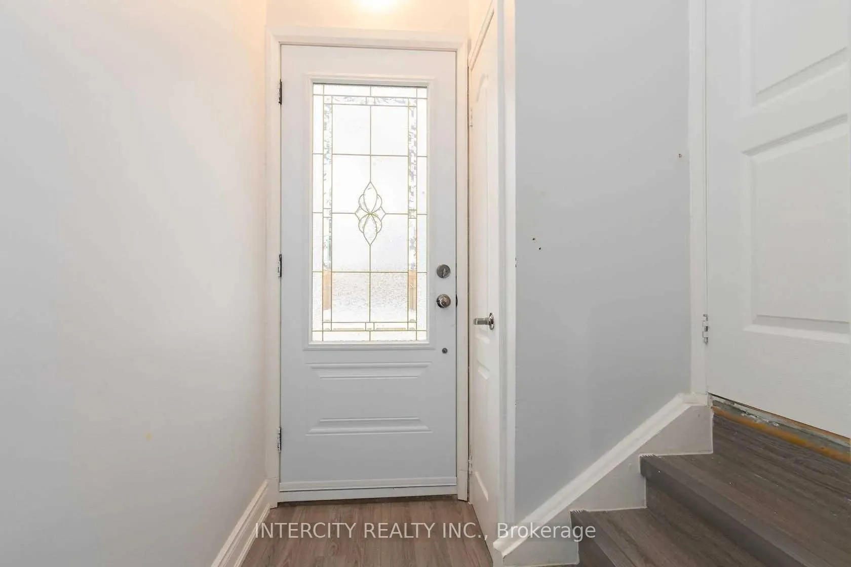 Photo 20 of 781 Drury Lane, Burlington, Brant — HOMEH