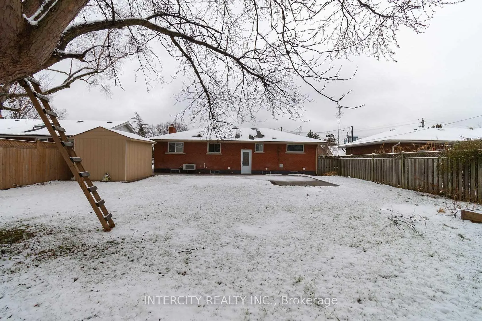 Photo 30 of 781 Drury Lane, Burlington, Brant — HOMEH