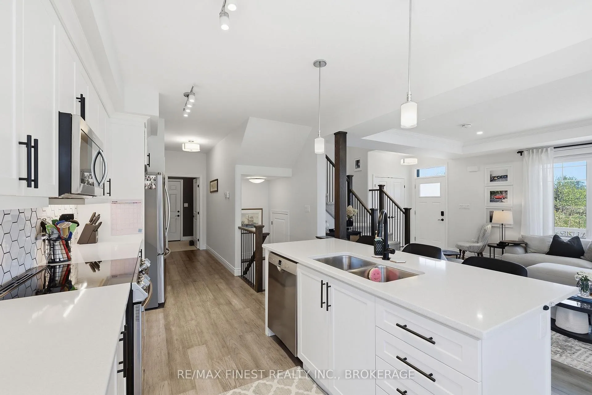 Photo 13 of 253 Mill Pond Place, Kingston, West of Sir John A. Blvd — HOMEH