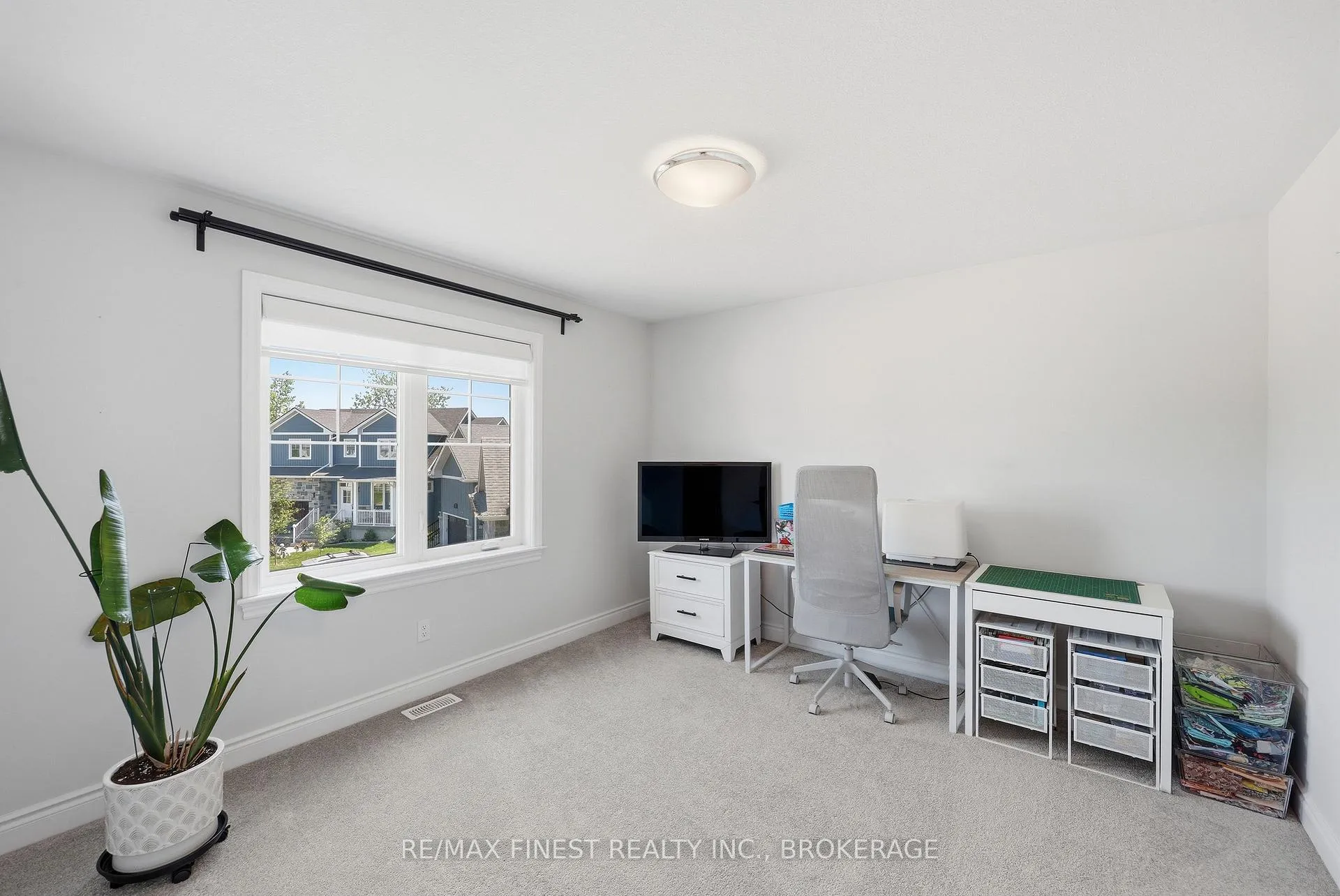 Photo 23 of 253 Mill Pond Place, Kingston, West of Sir John A. Blvd — HOMEH