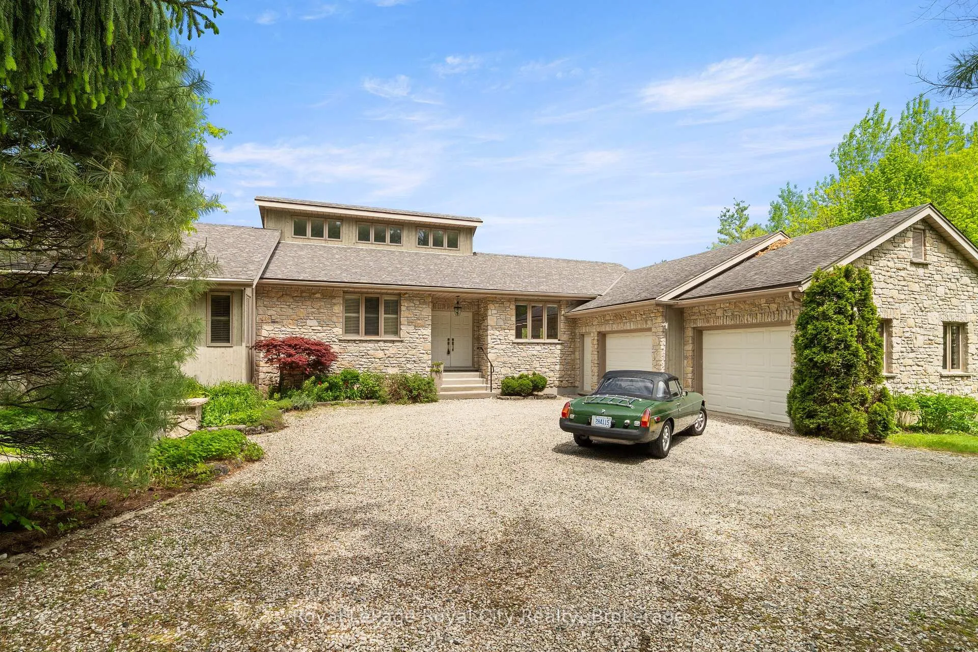 Front of 384 South River Road