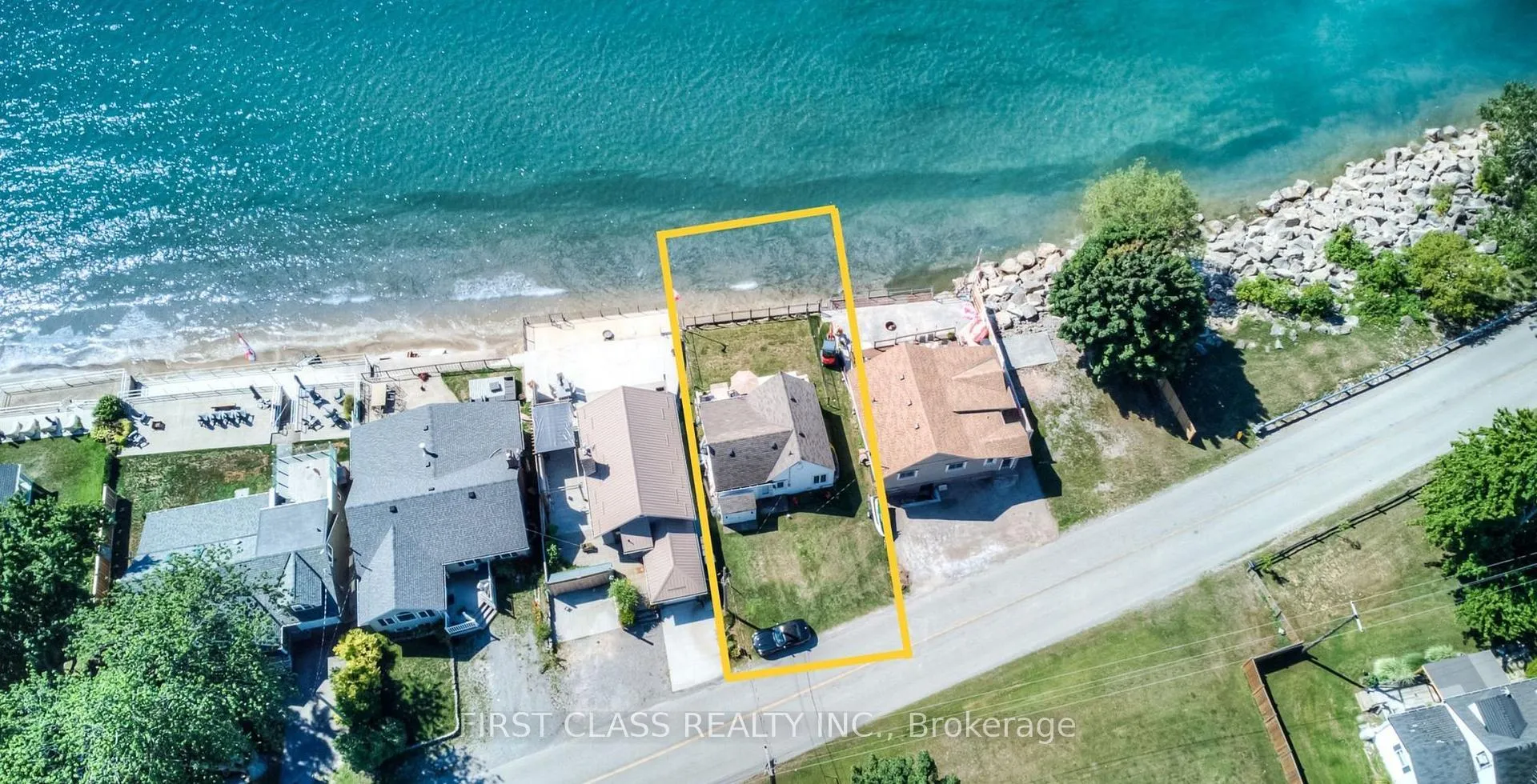 Photo 2 of 11853 Lakeshore Road, Wainfleet, Lakeshore — HOMEH