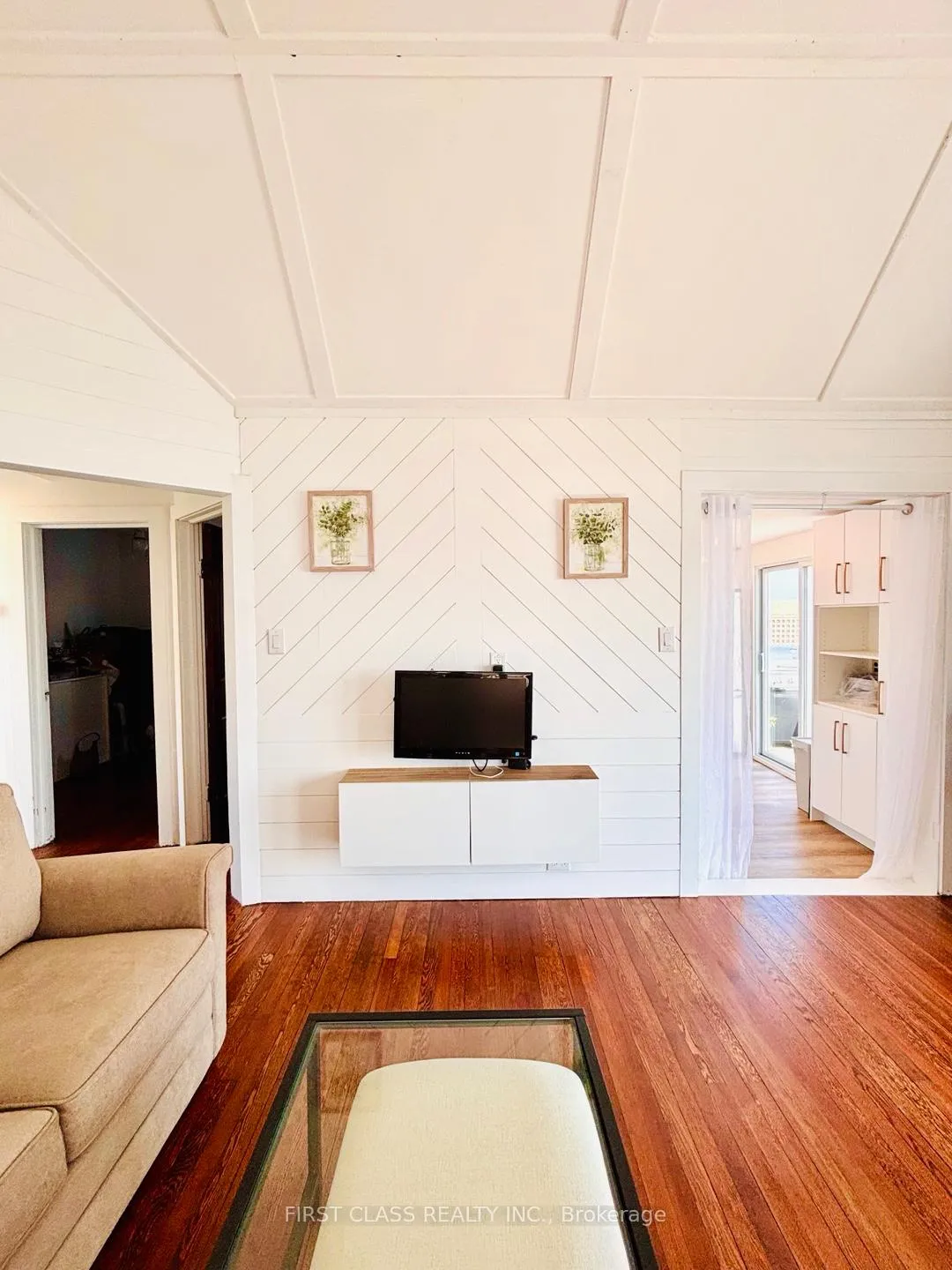Photo 8 of 11853 Lakeshore Road, Wainfleet, Lakeshore — HOMEH