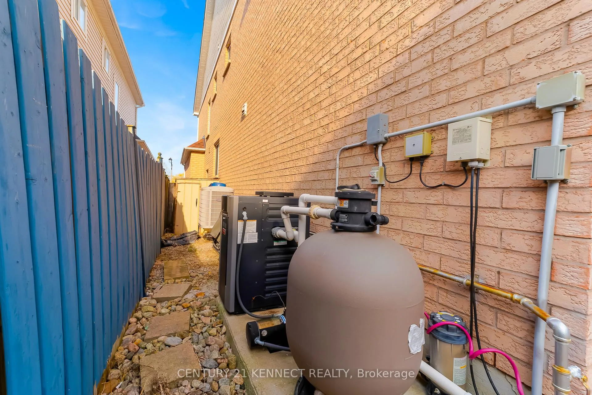 Photo 45 of 1566 Aldergrove Drive, Oshawa, Taunton — HOMEH