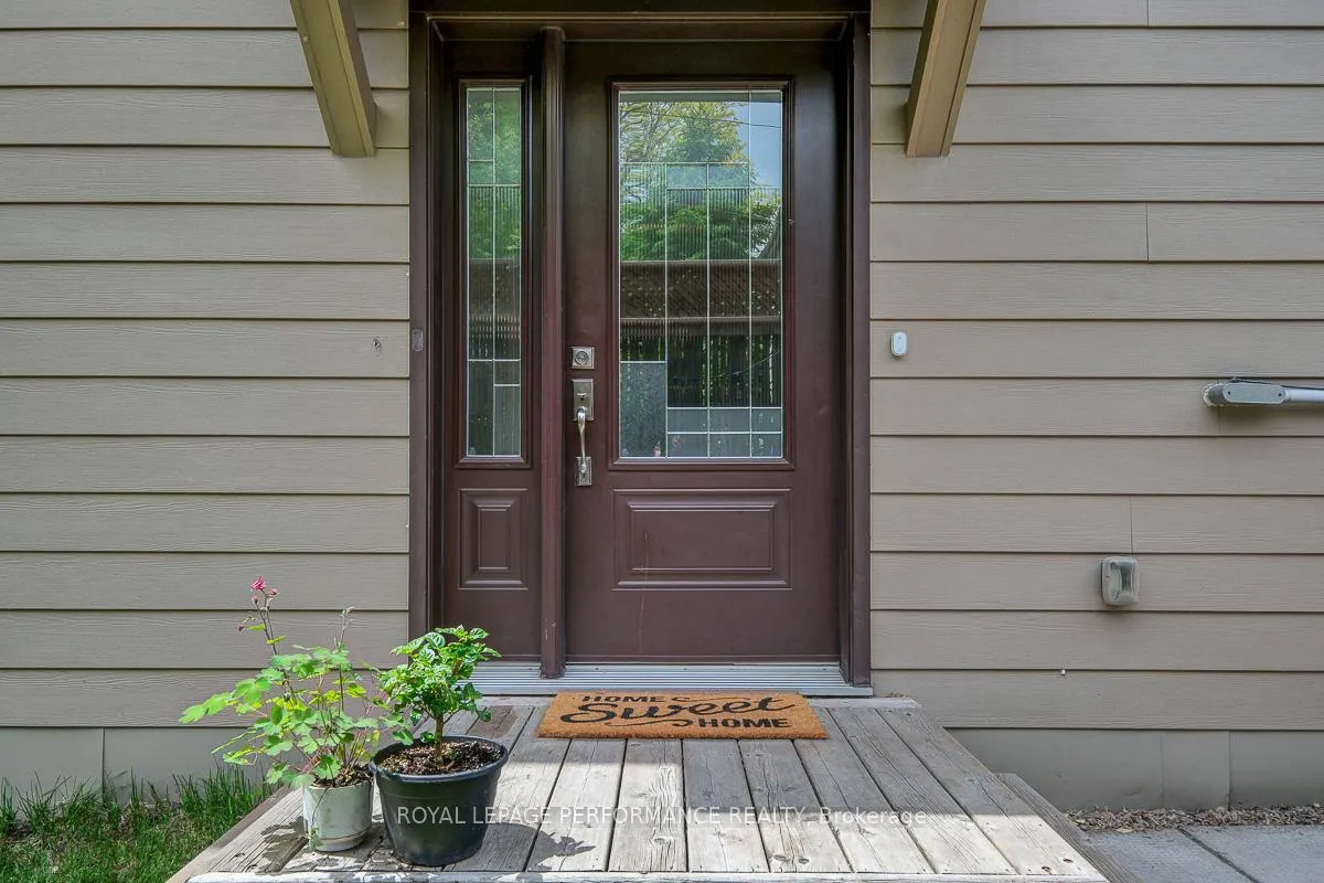 Photo 2 of 6 Hilda Street, Ottawa, Hintonburg — HOMEH