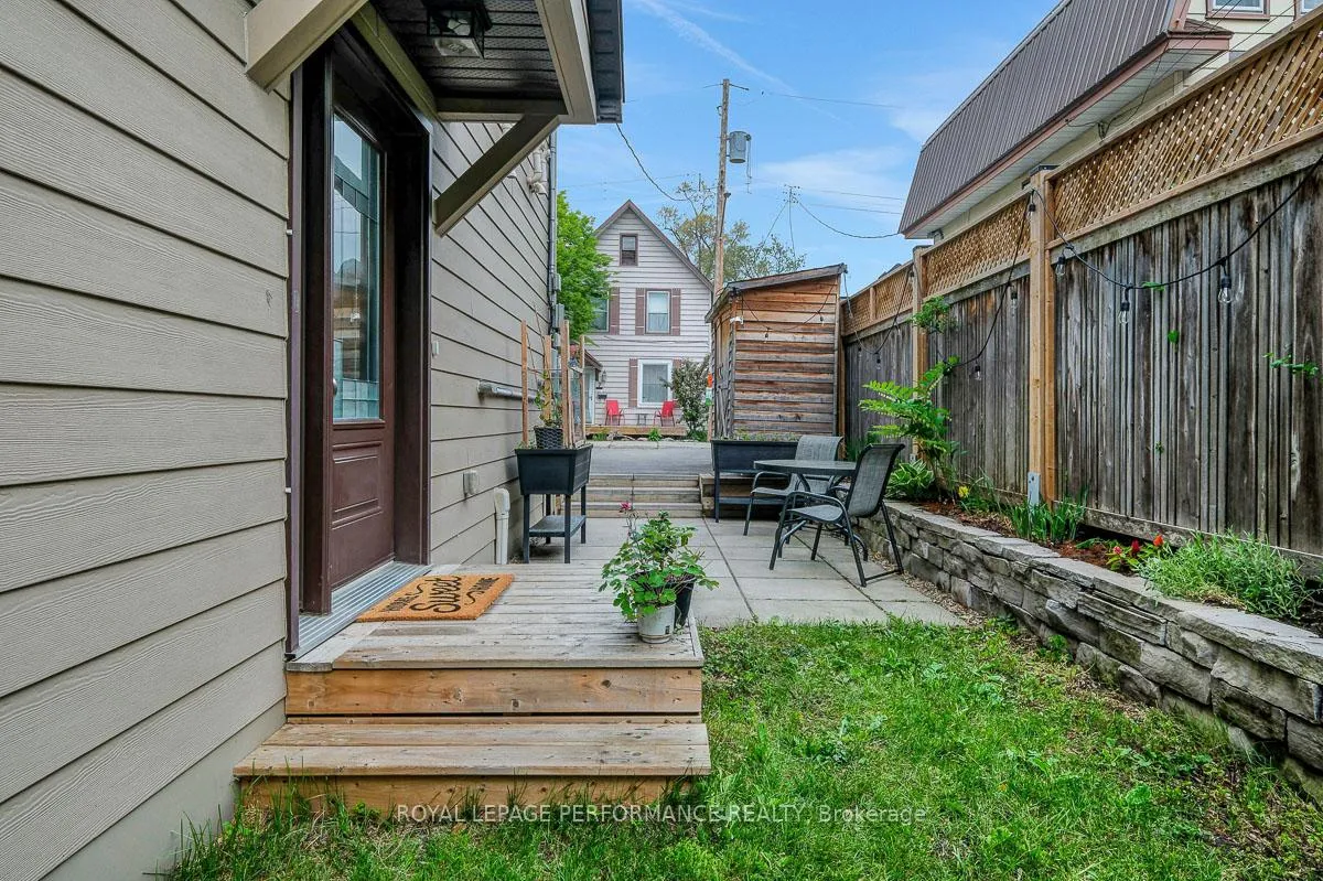Photo 25 of 6 Hilda Street, Ottawa, Hintonburg — HOMEH
