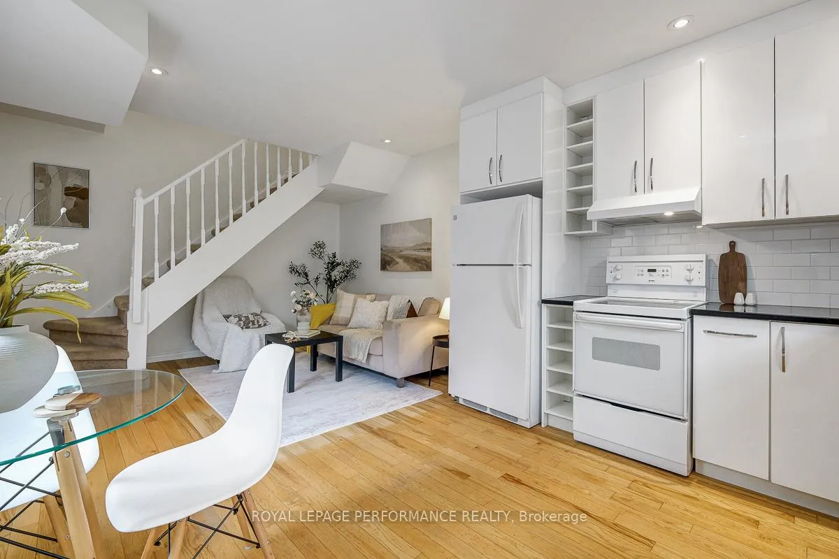 Photo 35 of 6 Hilda Street, Ottawa, Hintonburg — HOMEH