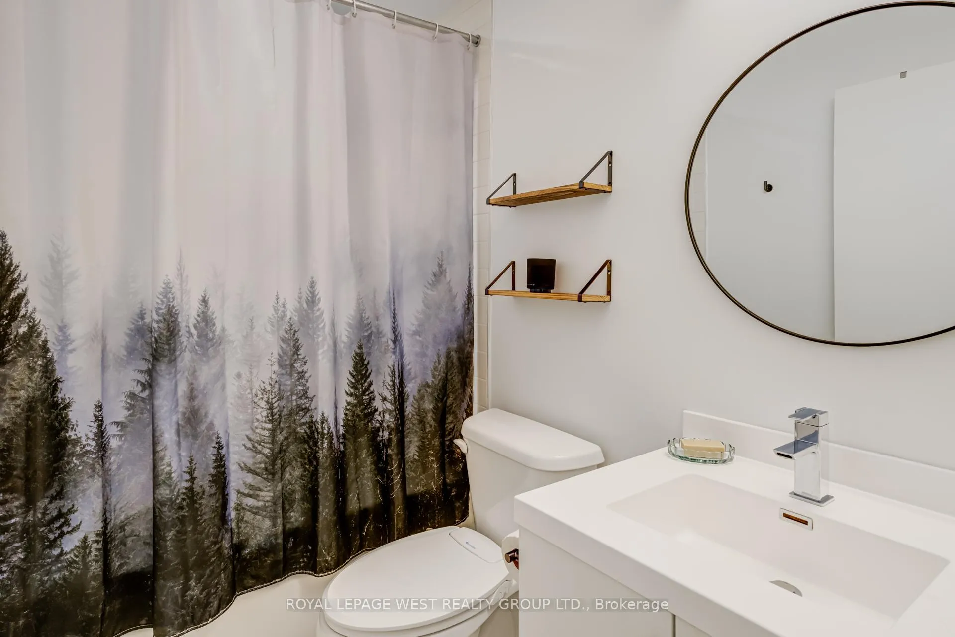 Photo 18 of Unit 1002, 2087 Fairview Street, Burlington, Freeman — HOMEH