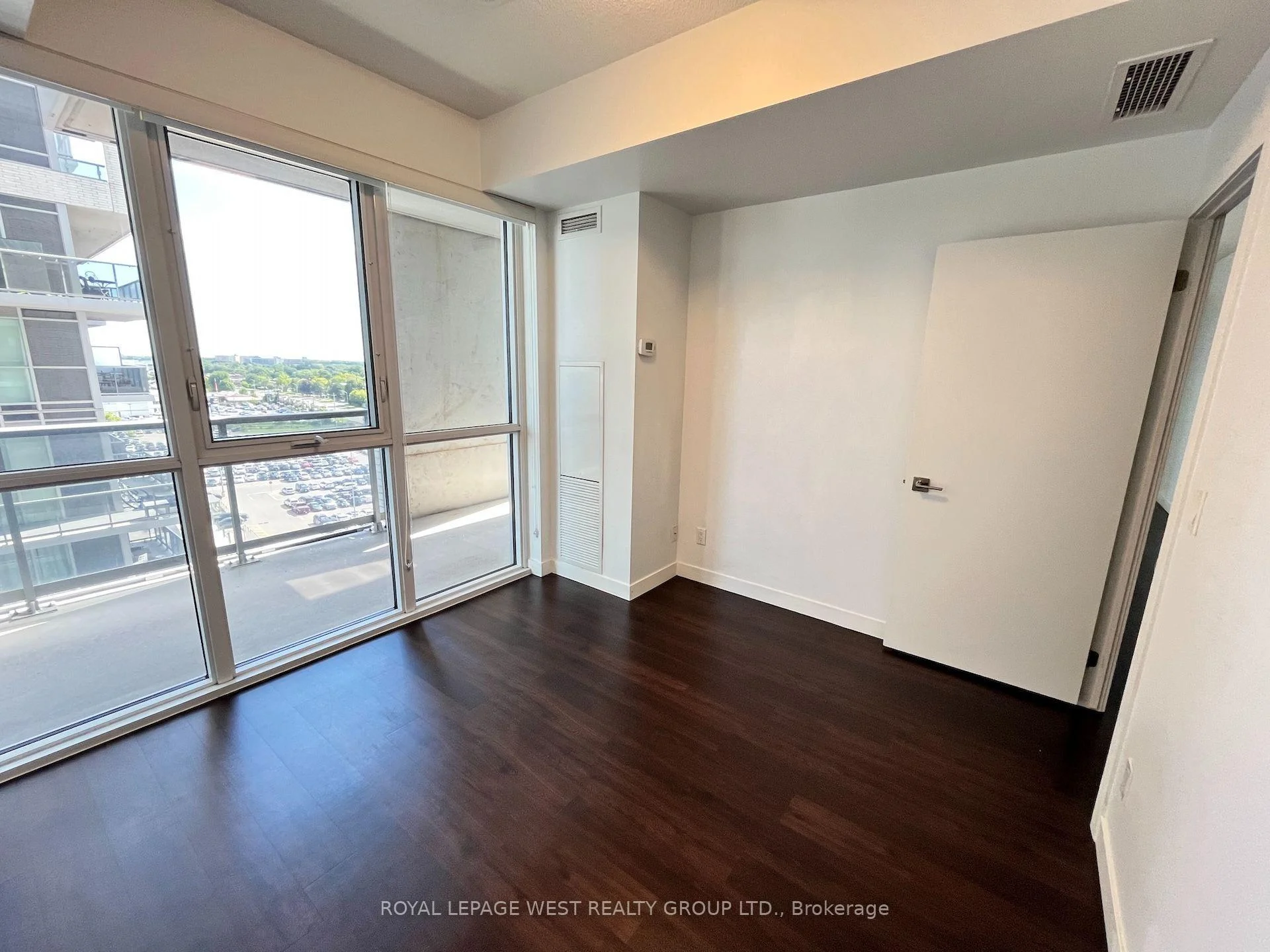 Photo 30 of Unit 1002, 2087 Fairview Street, Burlington, Freeman — HOMEH