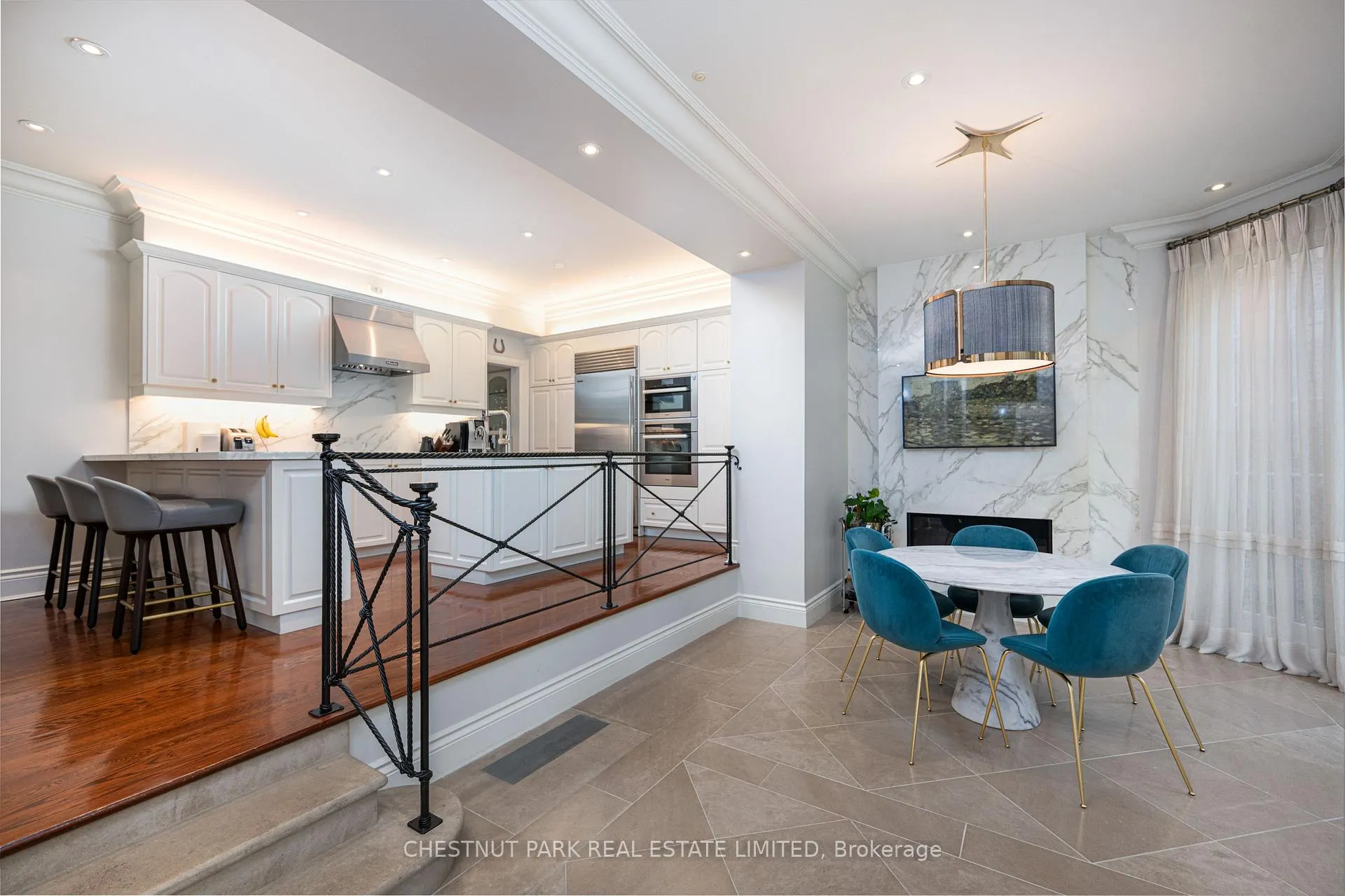 Photo 11 of 82 Chestnut Park Road, Toronto, Rosedale-Moore Park — HOMEH