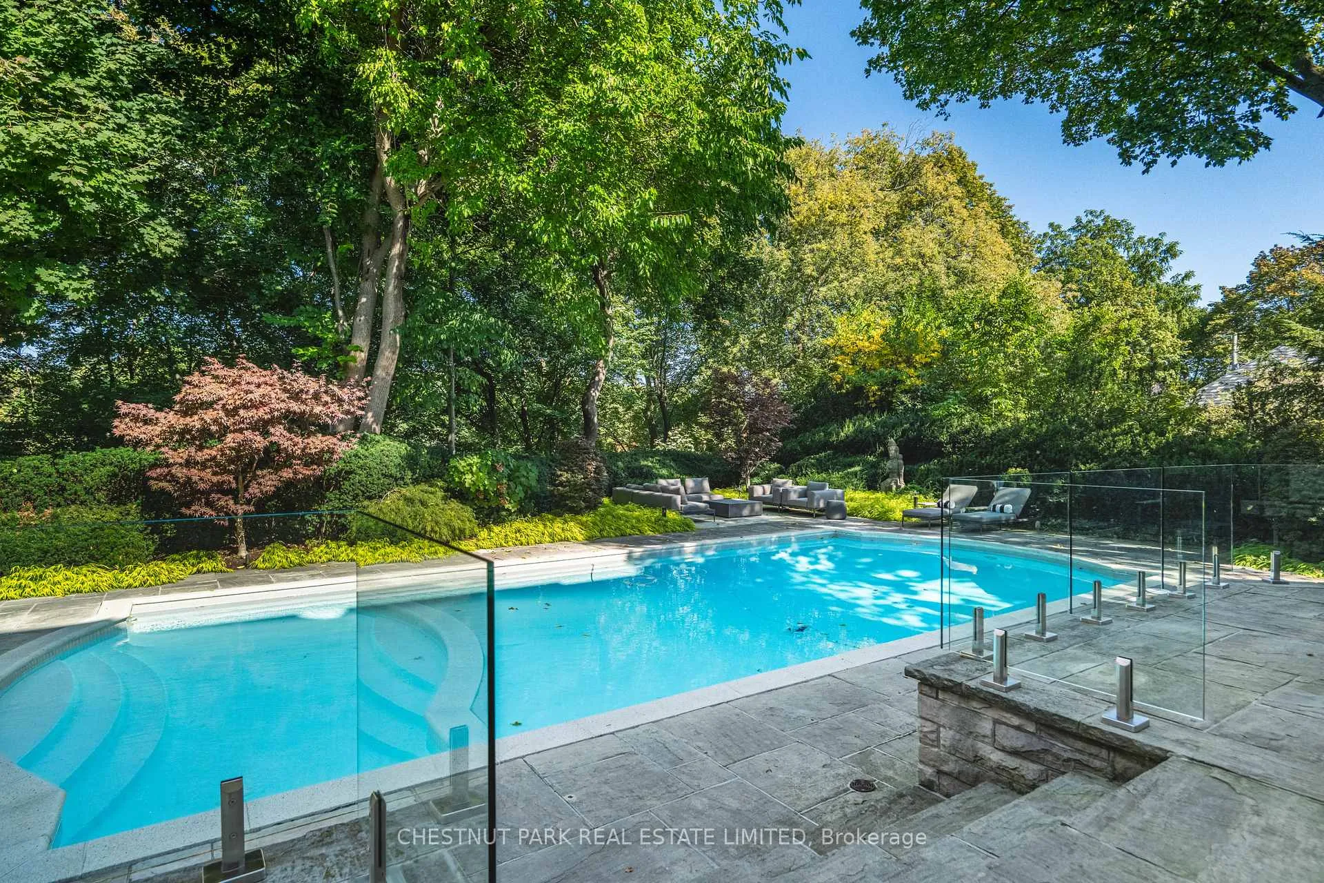 Photo 26 of 82 Chestnut Park Road, Toronto, Rosedale-Moore Park — HOMEH