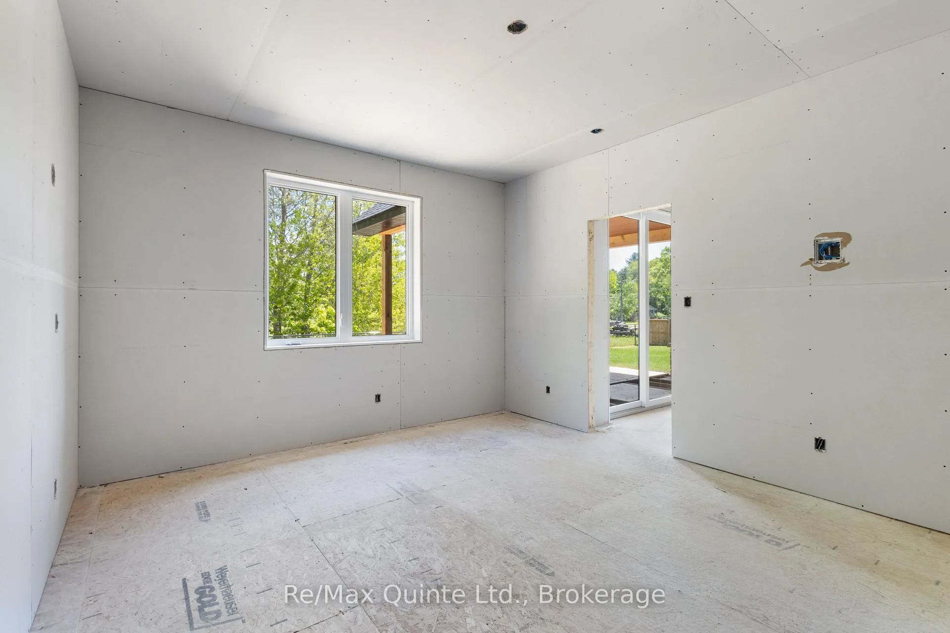 Photo 24 of 12 Deerview Drive, Quinte West, Murray Ward — HOMEH
