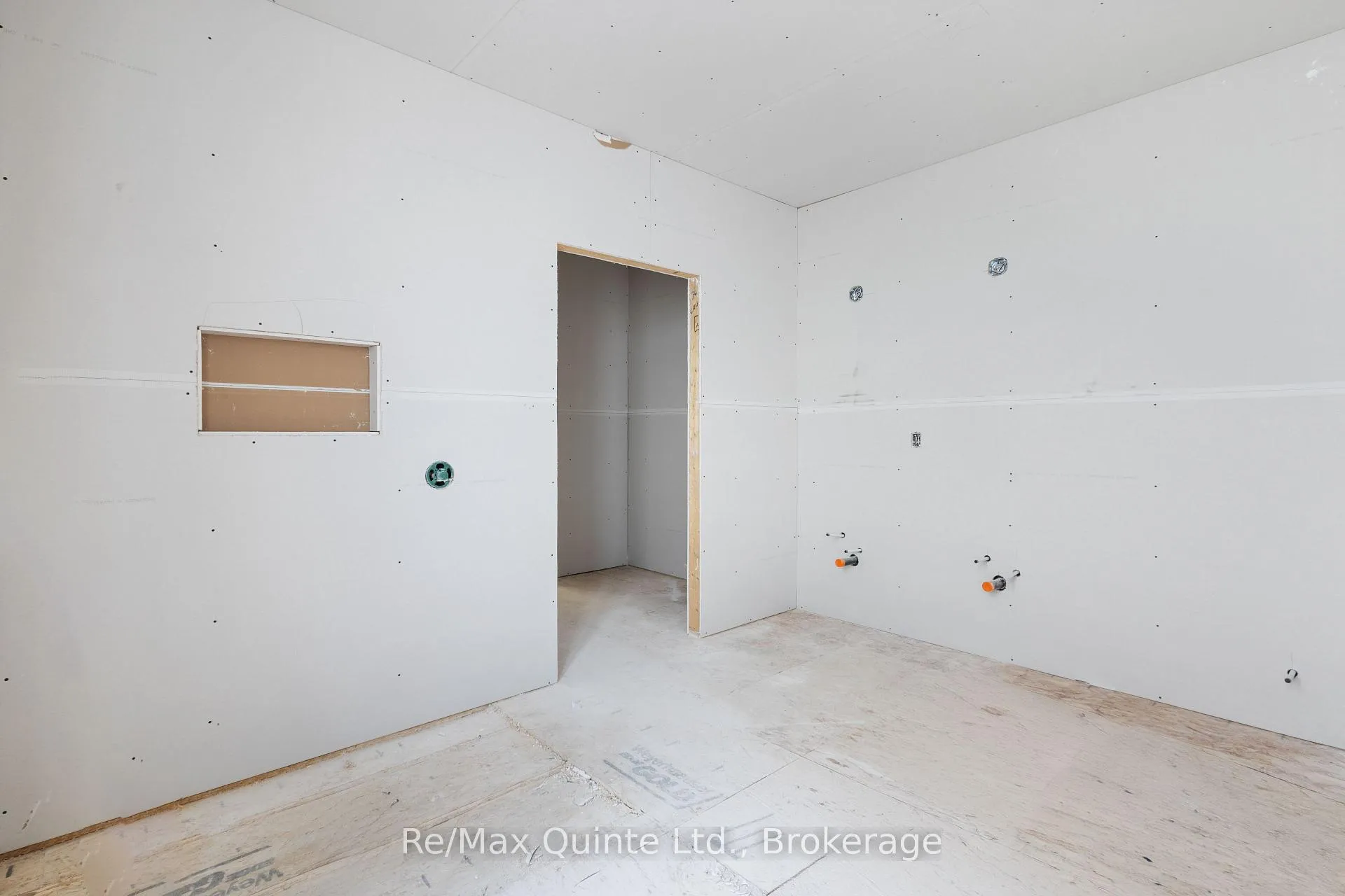 Photo 27 of 12 Deerview Drive, Quinte West, Murray Ward — HOMEH