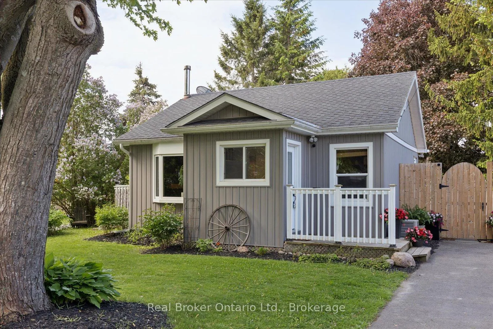 Photo 1 of 212 Mill Street N, Clarington, Newcastle — HOMEH