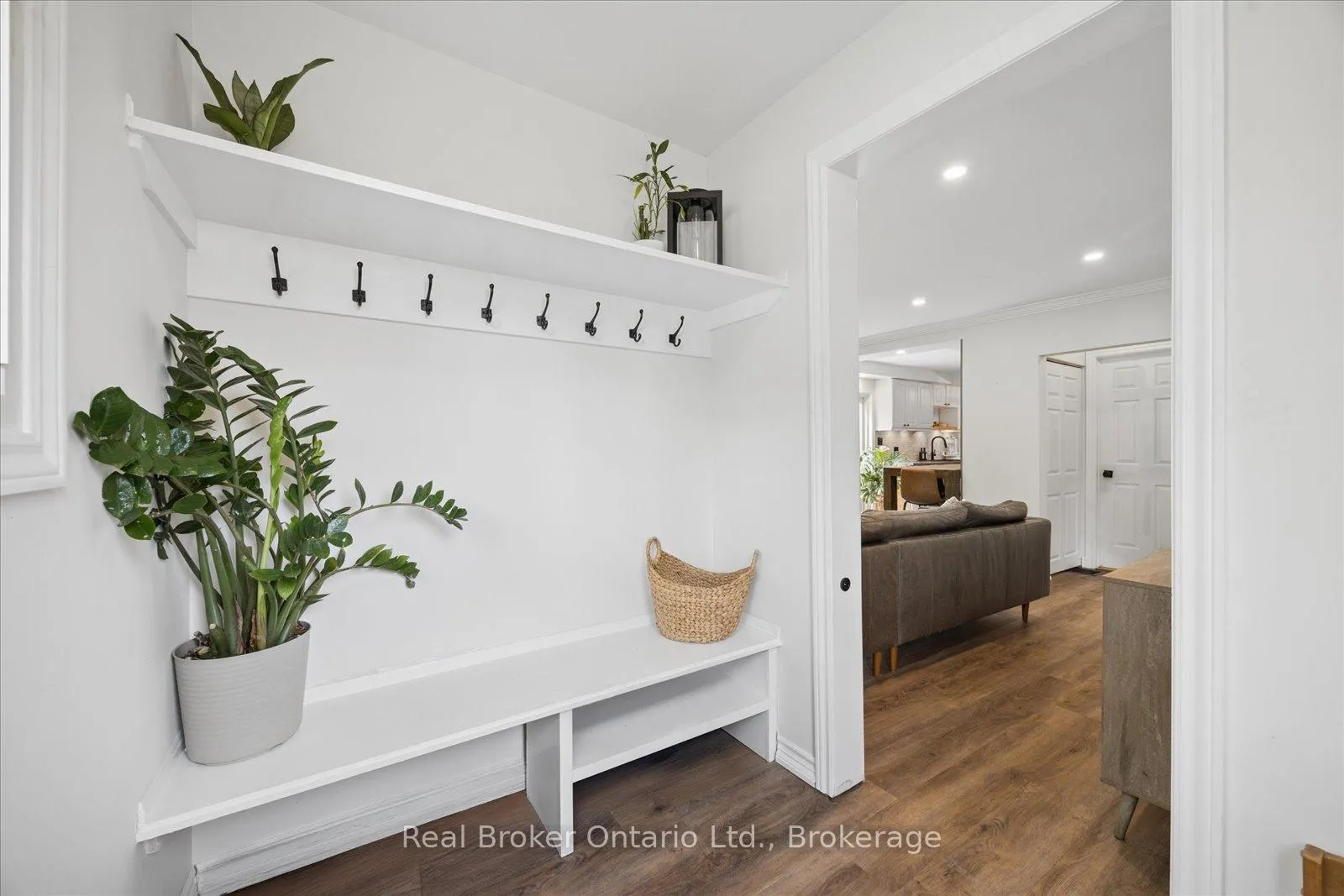 Photo 8 of 212 Mill Street N, Clarington, Newcastle — HOMEH